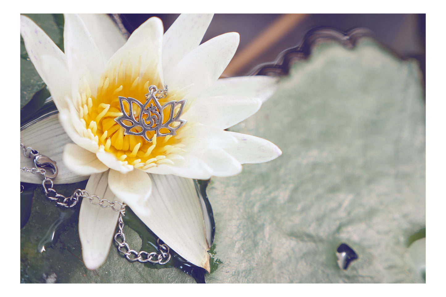 Lotus Flower Om Necklace with Spanish Yoga Quotes