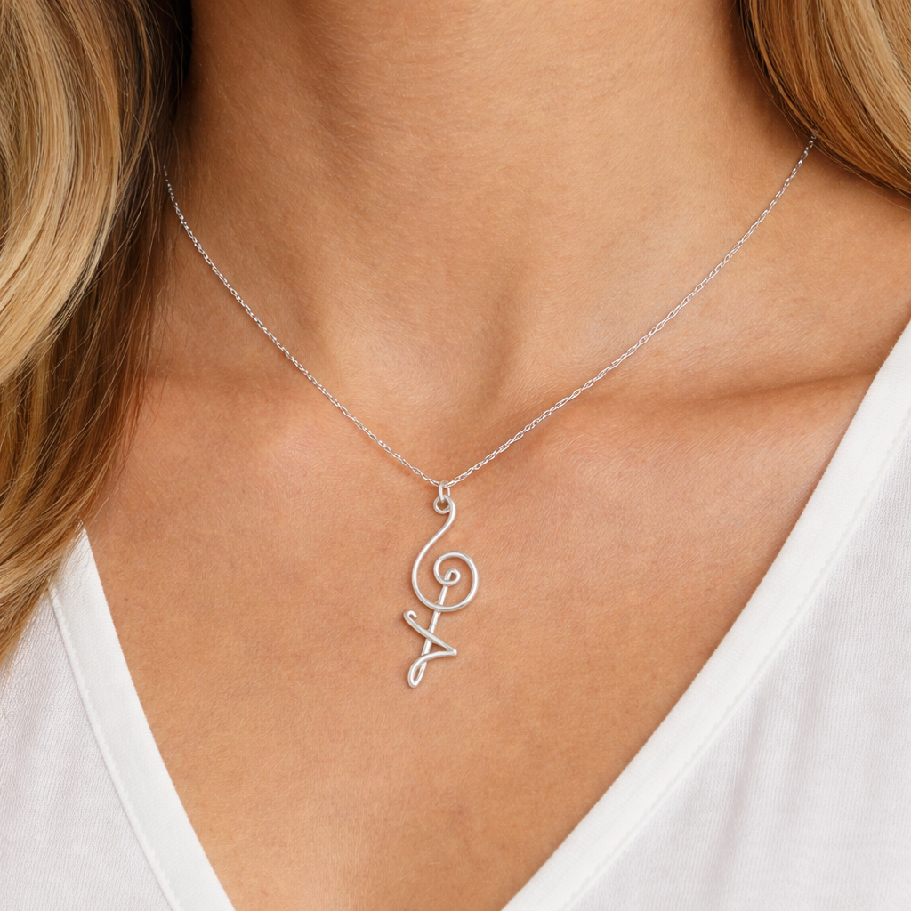 Damica Hakuna Matata Pendant Necklace, Gifts for Women with Inspirational Quote on Greeting Card