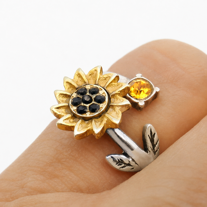 Gold-Plated Sunflower Spinner Ring - Stress Relief Fidget Jewelry for Self-Care, Friends, and Loved Ones