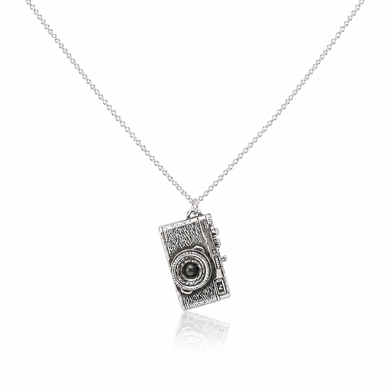 Quinnlyn & Co. Edgar Camera Pendant Necklace, Photography Gifts for Women with Inspirational Quote on Greeting Card