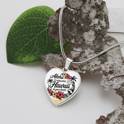Aloha Hawai‘i Heart Necklace – Tropical Hibiscus & Island-Inspired Pendant