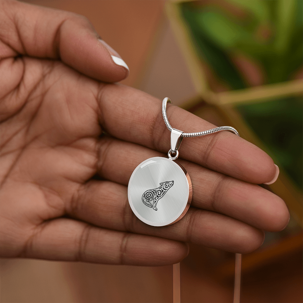 Wolf Necklace Gift – Symbolic Wolf Pendant Necklace