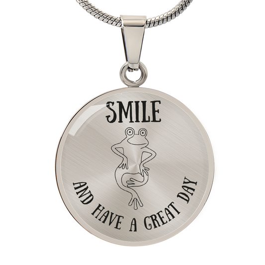 Frog Outline Circle Necklace – Minimalist Nature-Inspired Pendant Gift for Frog Lovers