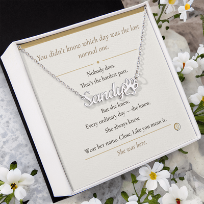 dog memorial jewelry with engraved script name