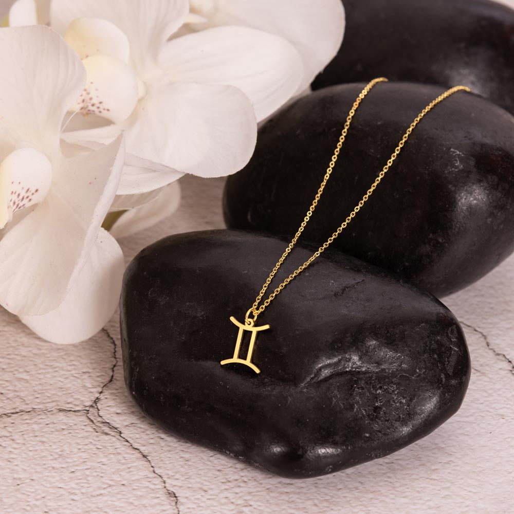 "To My Sister" Birthday Zodiac Name Necklace – Personalized Astrology Sign Jewelry Gift for Her