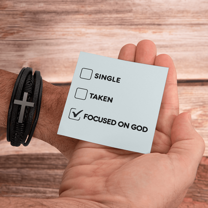 “Focused on God” Men's Cross Bracelet