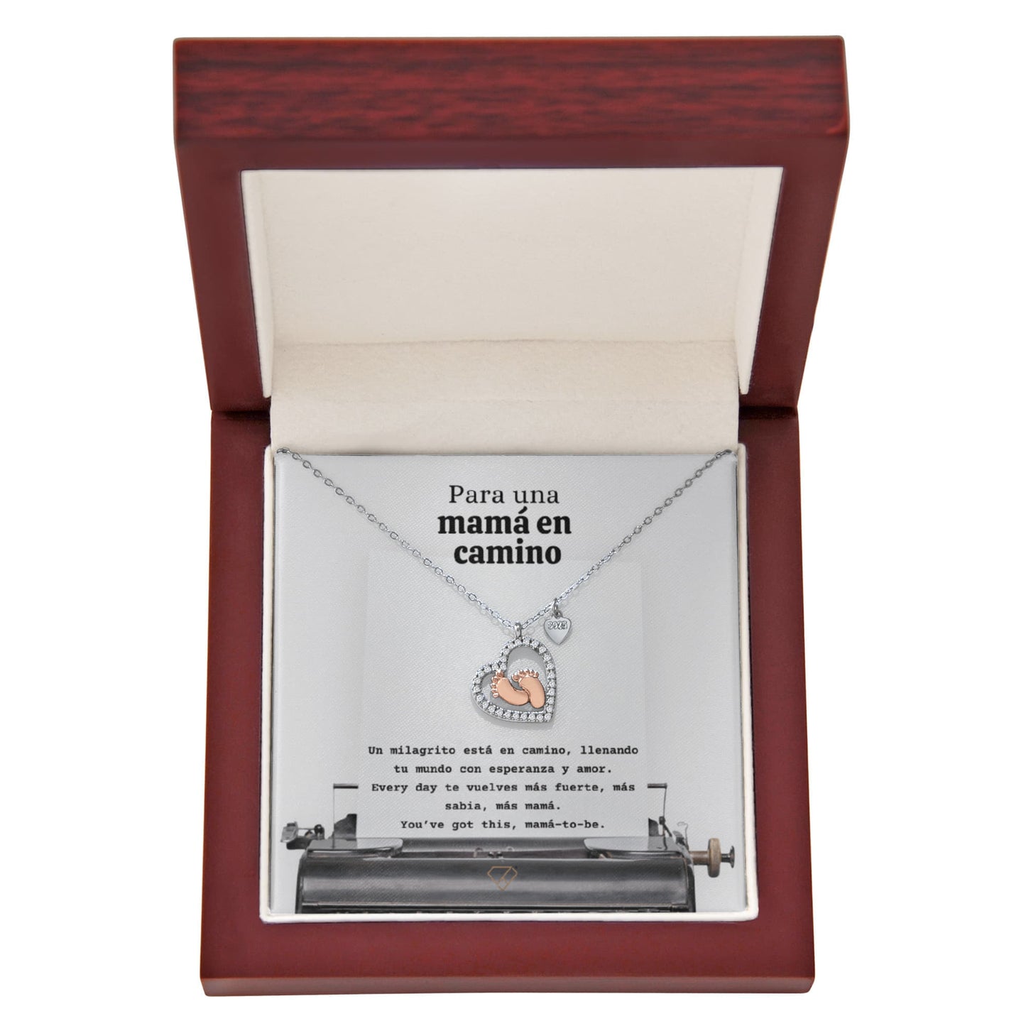 Baby Feet Heart Necklace para Mamá en Camino | Spanglish Pregnancy Gift | New Mom Necklace | Baby Shower Jewelry